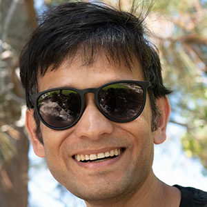 আর্য মজুমদার