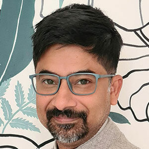 ড: মনোজিৎ চৌধুরী